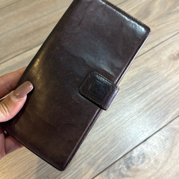 Fendi Leather wallet - Picture 1 of 13